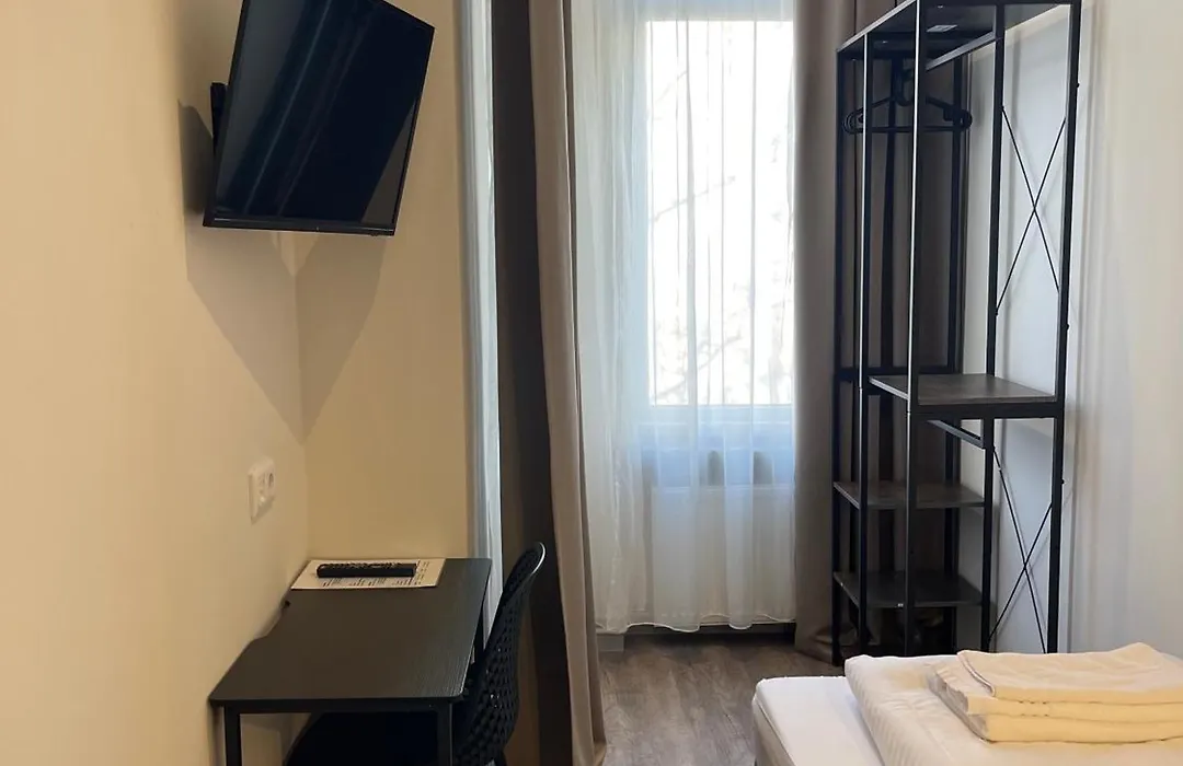 Motel Blue - Minimalist Boutique Hotel-1