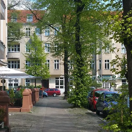 Pension Tempelhof-3