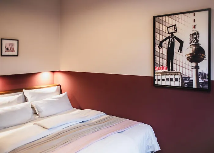 Beach Hotels Circus