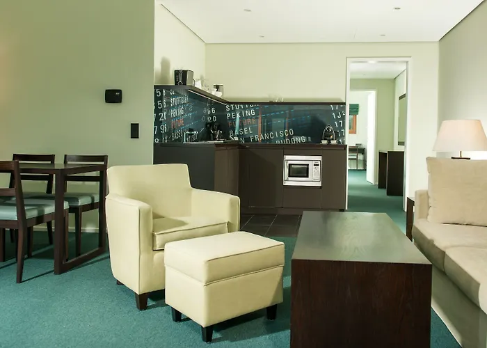 Clipper Boardinghouse - -Gendarmenmarkt